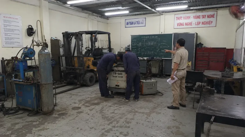 Học chứng chỉ sơ cấp nghề tại tphcm