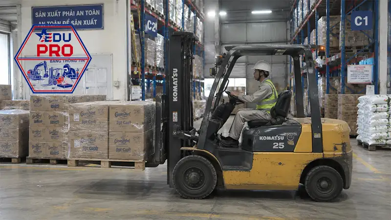 Quy tắc trong kỹ thuật lái xe nâng